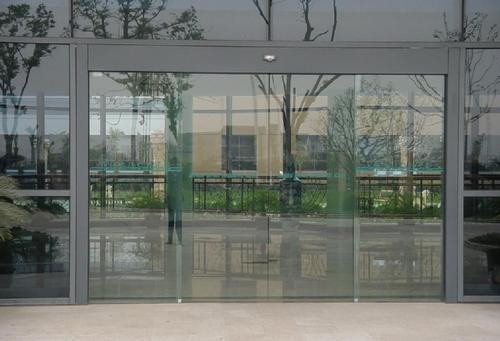 成都銀行自動(dòng)門(mén)安裝,成都銀行感應(yīng)門(mén)定做,成都銀行自動(dòng)門(mén)價(jià)格